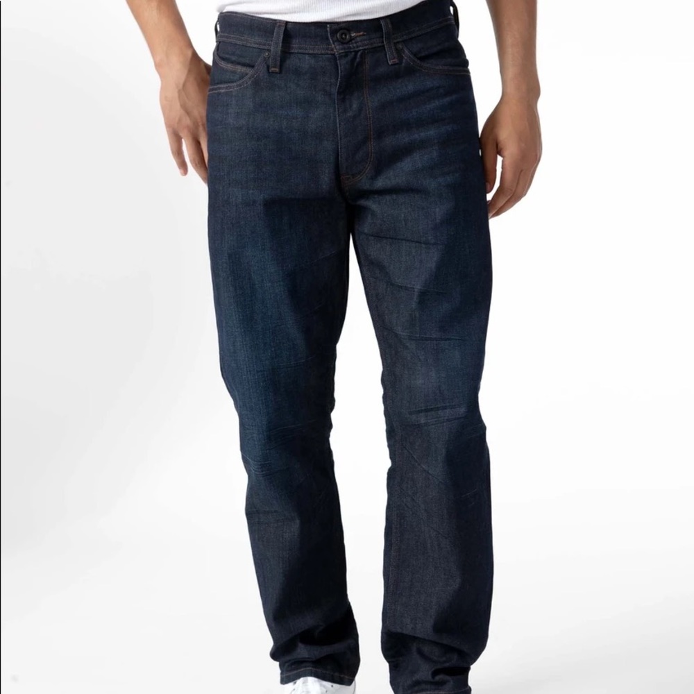 NWOT Sean John Athlete Jean